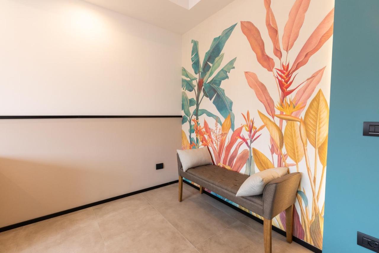 Antares Rooms And Suites Olbia Buitenkant foto