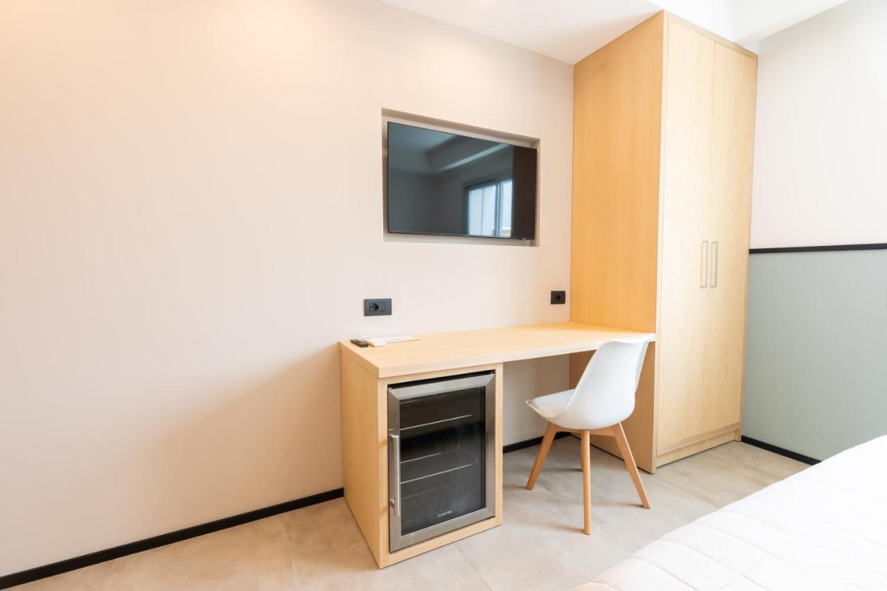 Antares Rooms And Suites Olbia Buitenkant foto