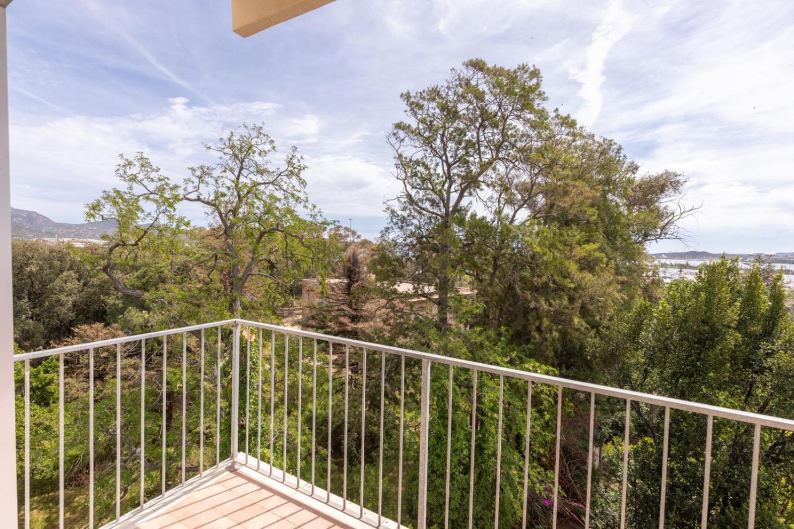 Antares Rooms And Suites Olbia Buitenkant foto