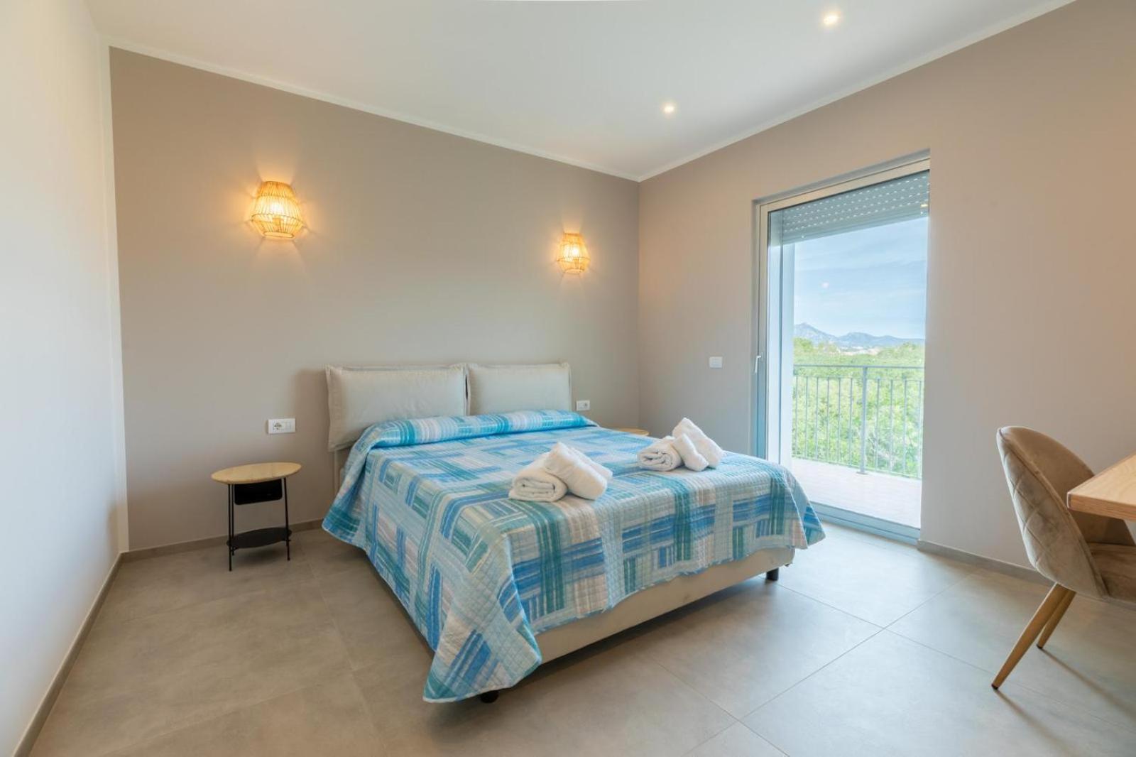 Antares Rooms And Suites Olbia Buitenkant foto