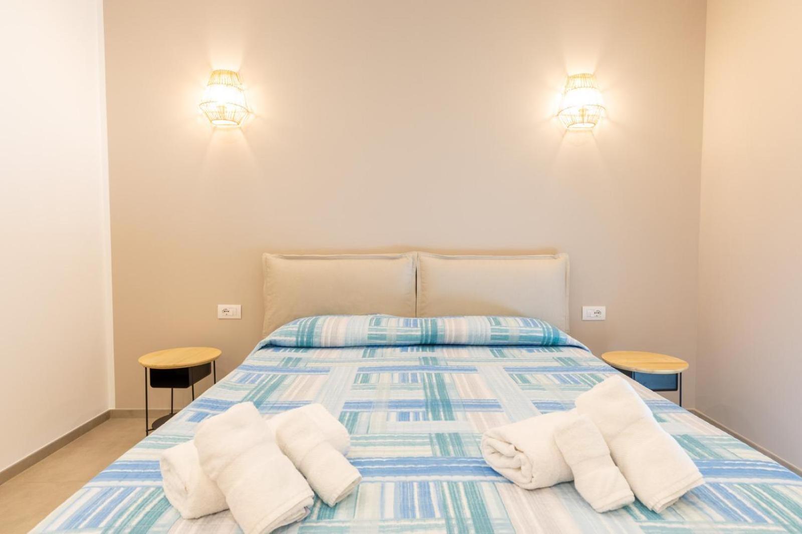 Antares Rooms And Suites Olbia Buitenkant foto