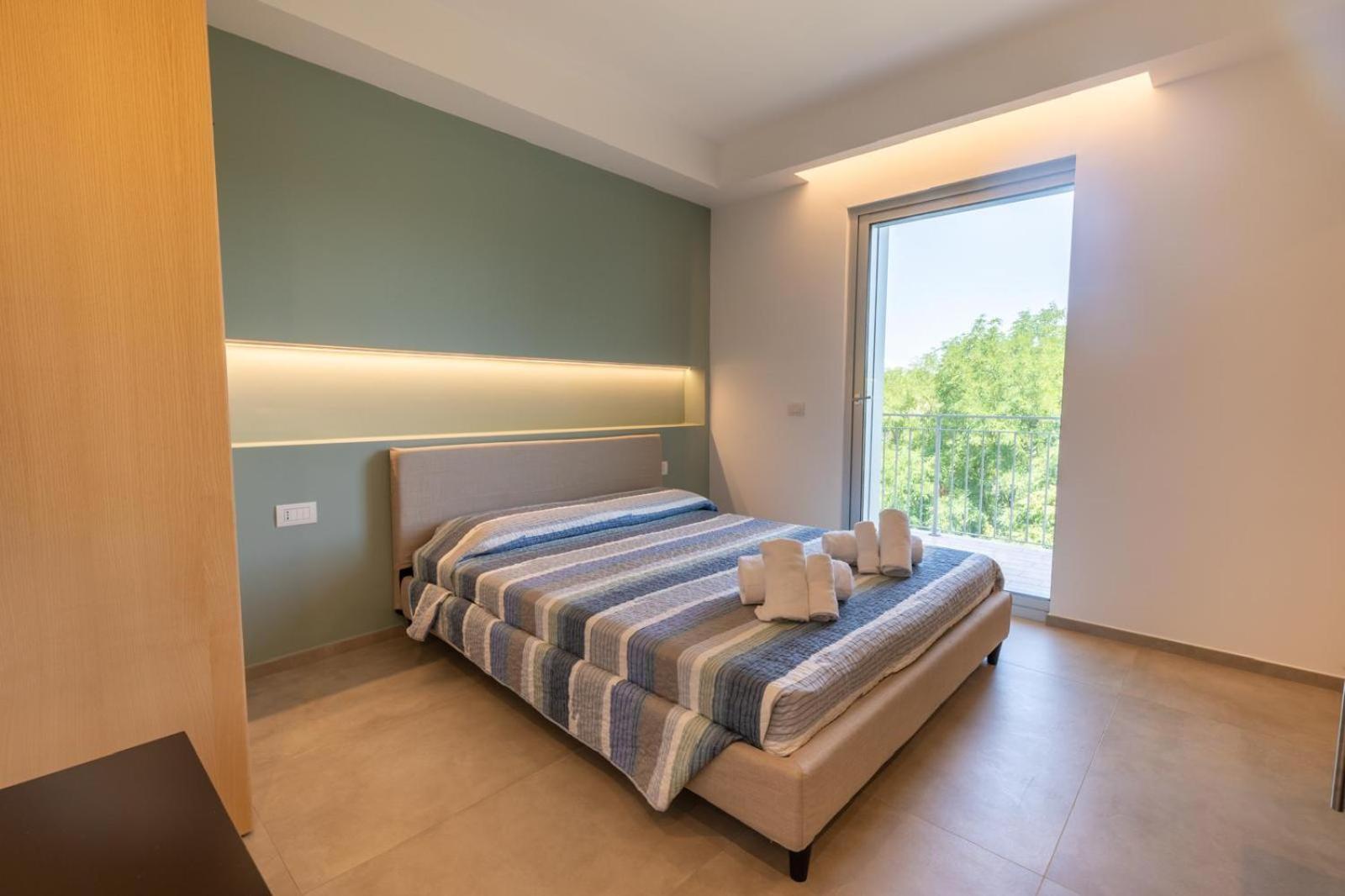 Antares Rooms And Suites Olbia Buitenkant foto